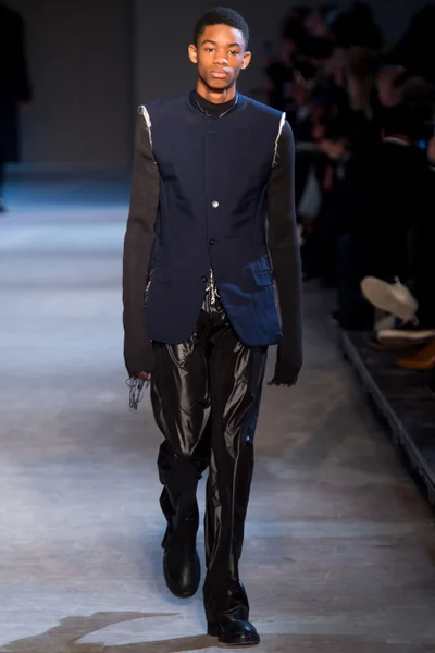 Look 9